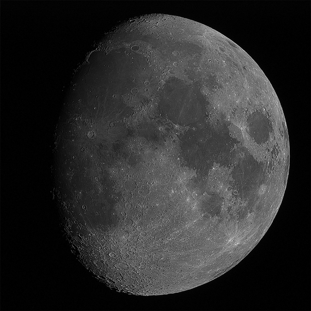 moon-2014-01-11-dcraw-small