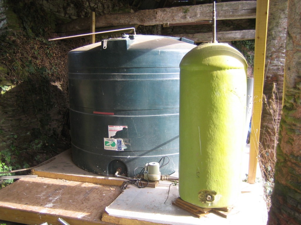 DIY SmallScale Anaerobic Digestion (part one) www.tanstaafl.co.uk
